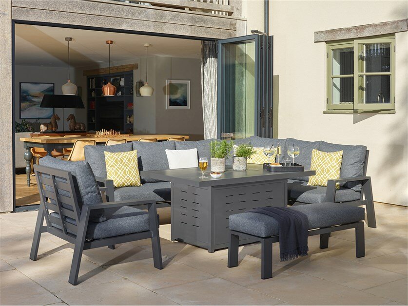 Bramblecrest Rectangular Modular with Firepit Table