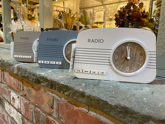 Vintage Radio Table Clock